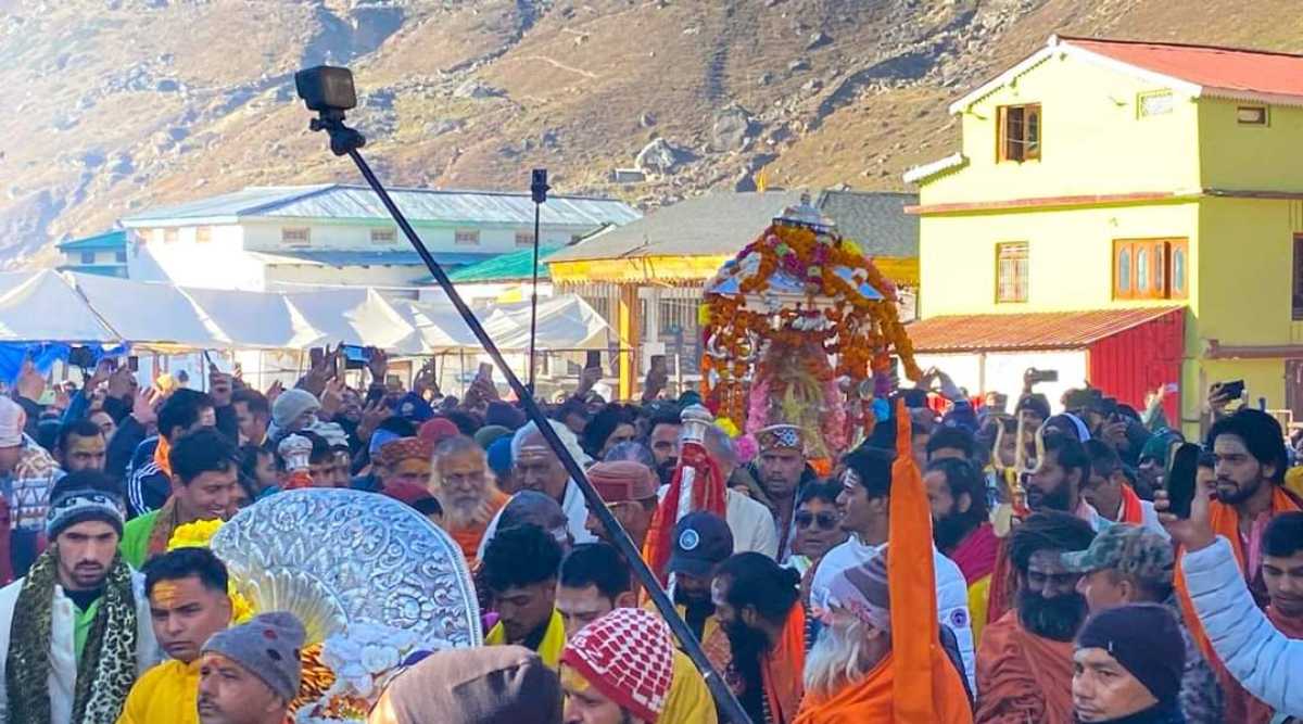 ओंकारेश्वर मंदिर उखीमठ पहुंची बाबा केदारनाथ की पंचमुखी डोली, शीतकाल में भी हो सकेंगे दर्शन