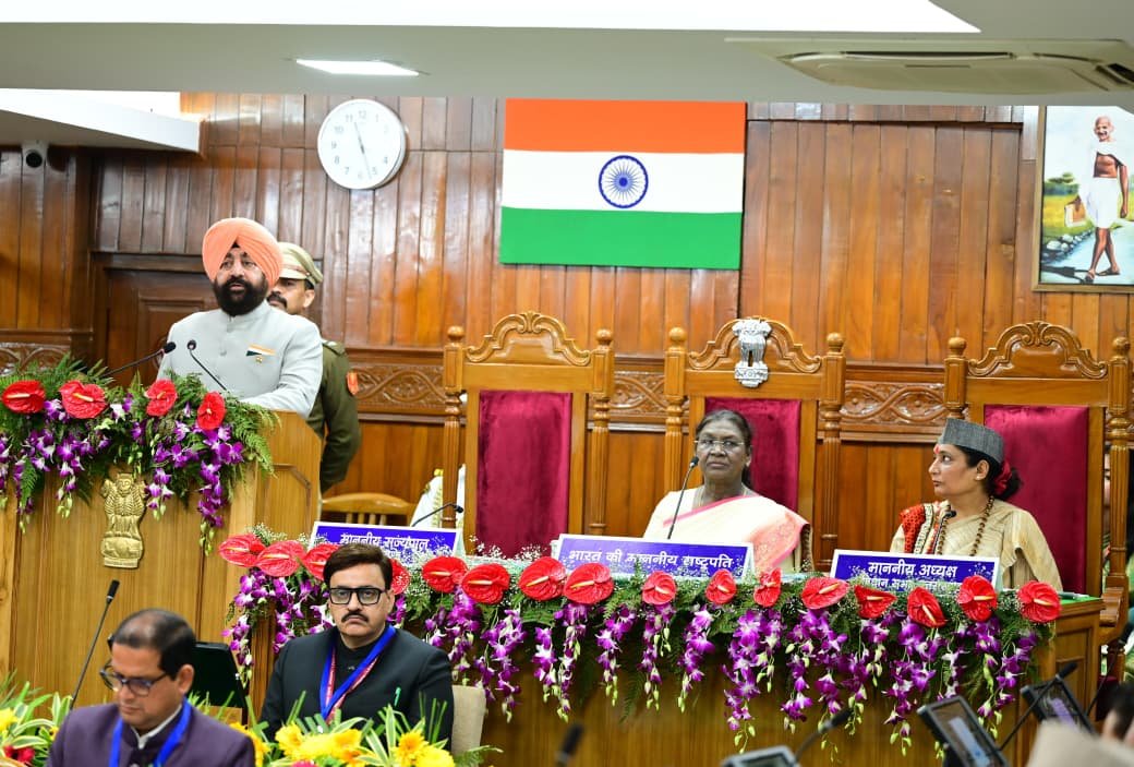 राष्ट्रपति श्रीमती द्रौपदी मुर्मु ने रजतोत्सव के क्रम में विधानसभा के विशेष सत्र को संबोधित किया