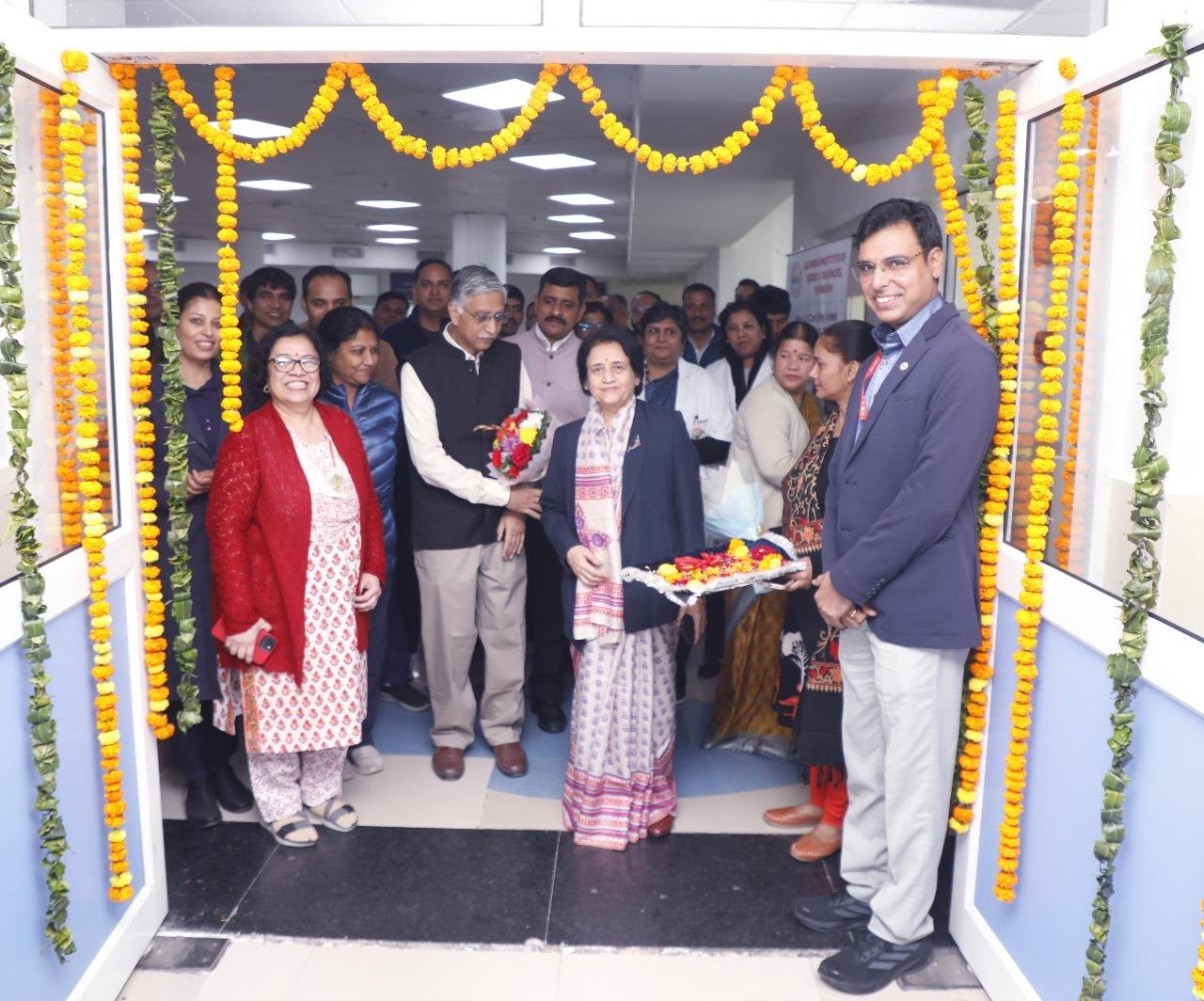 एम्स ऋषिकेश के केन्द्रीय पुस्तकालय में बुद्धवार को तीन दिवसीय मेडिकल पुस्तक प्रदर्शनी का उद्घाटन किया गया