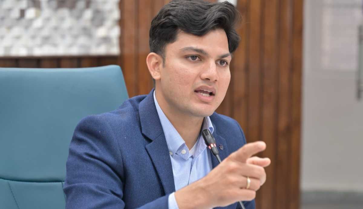 जिलाधिकारी ने गणतंत्र दिवस मनाए जाने को लेकर अधिकारियों को सौंपी जिम्मेदारी