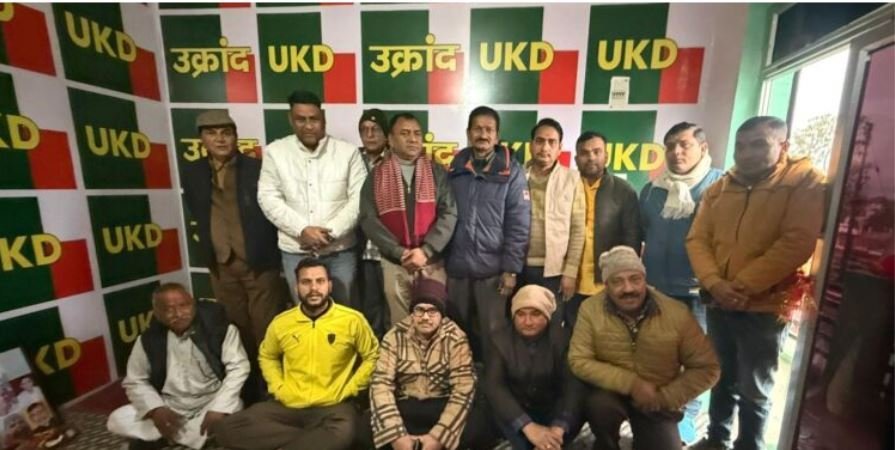 उत्तराखंड क्रांति दल (यूकेडी) के डोईवाला विधानसभा कैंप कार्यालय का उद्घाटन