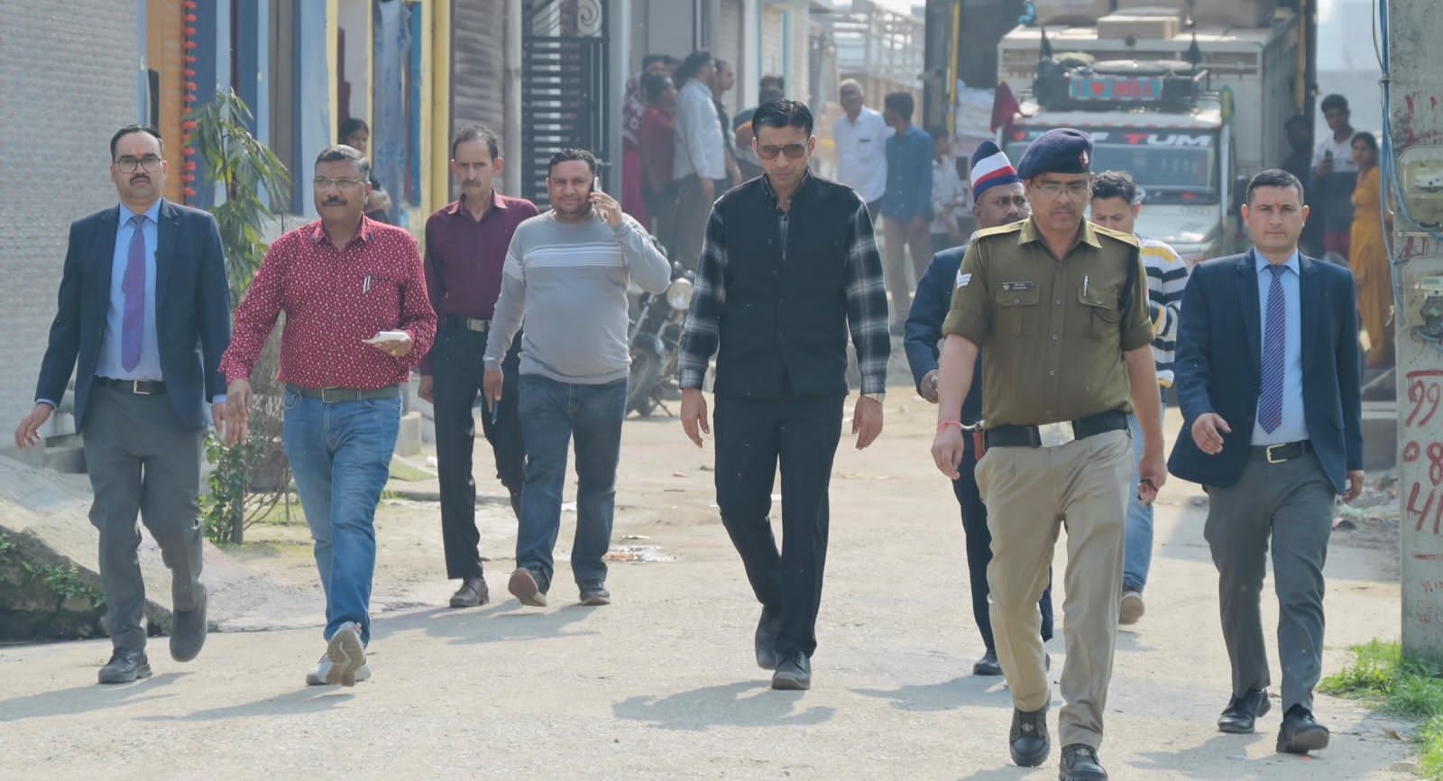 आंगनबाड़ी राशन में गड़बड़ी पर डीएम का बड़ा एक्शन, रुड़की के सेंट्रल गोदाम पर छापेमारी…